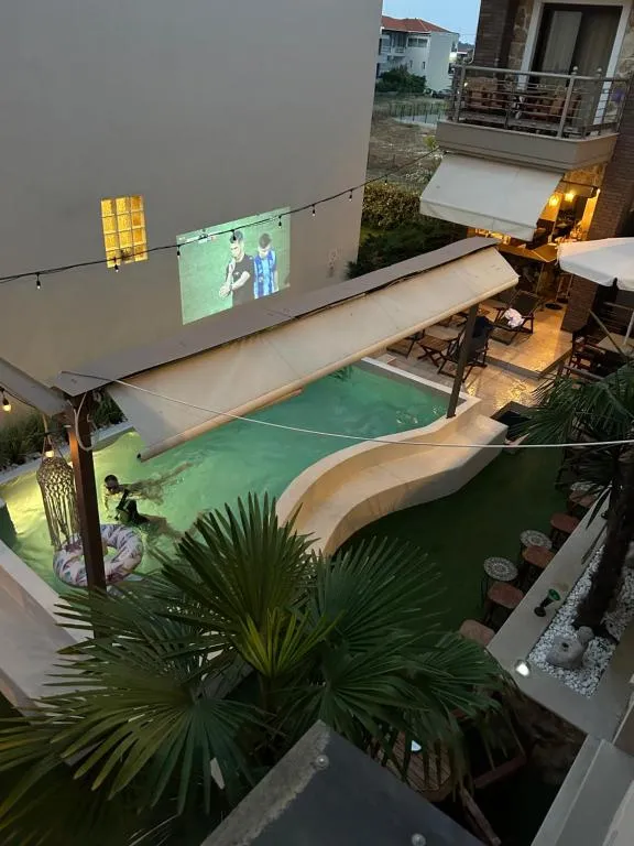 Tiara Holidays - Kladis Club Holidays - bazen i video bim